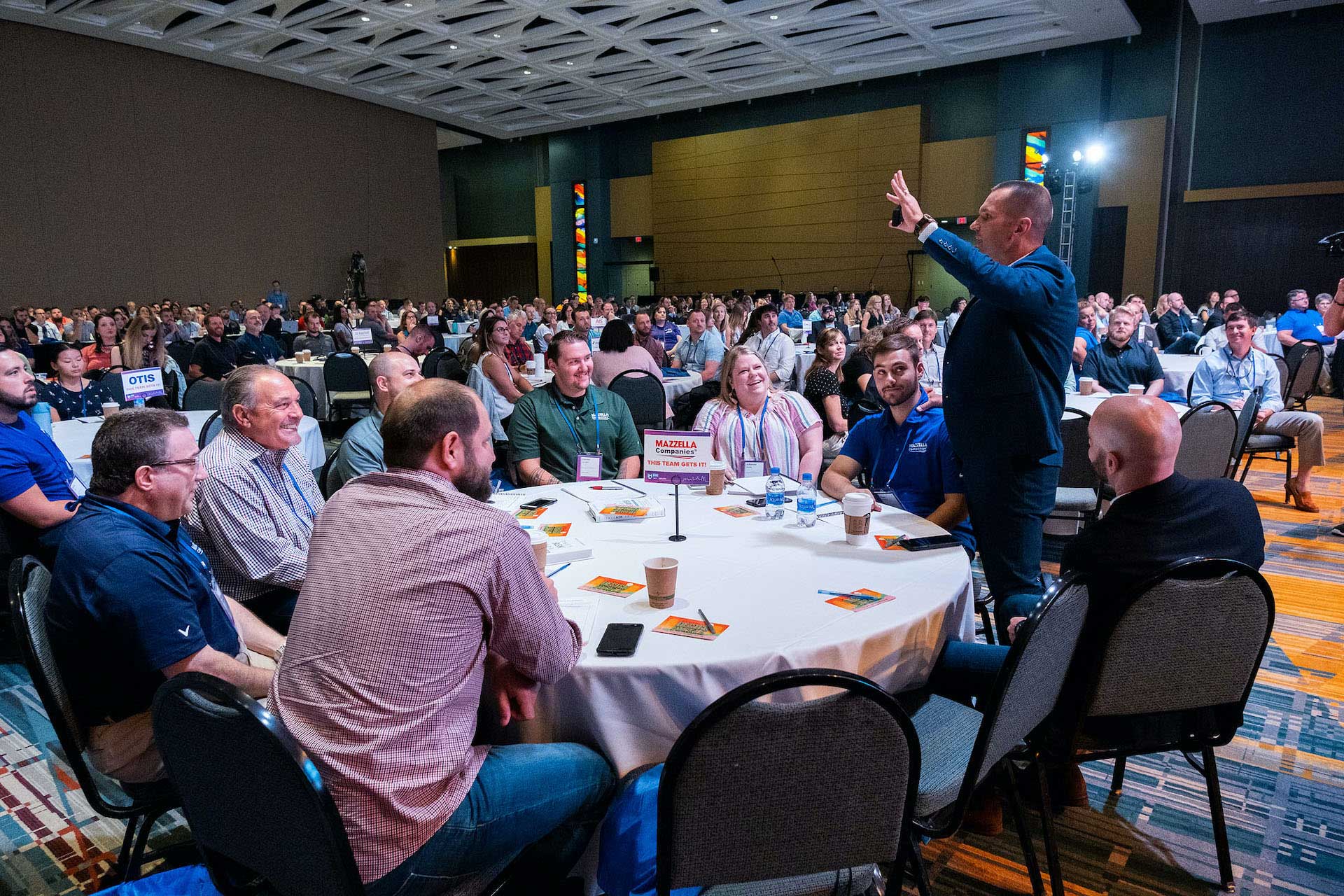 -生活- 2019 Marcus-Sheridan-Speaking-to-the-Audience——的影响＂width=